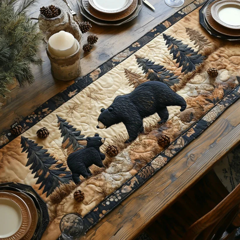 Chemin de table matelassé – Famille d'Ours Noirs