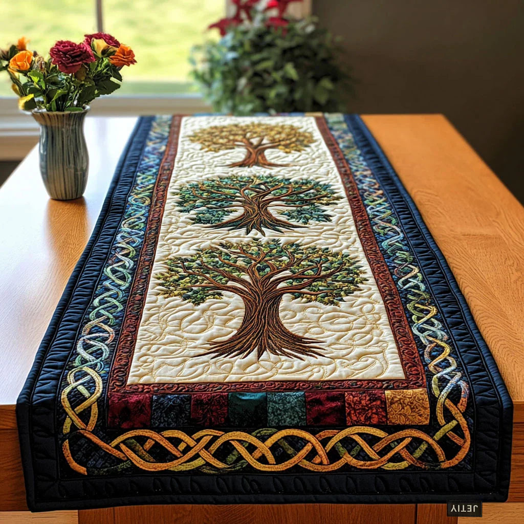 Chemin de table matelassé – Arbre Celtique